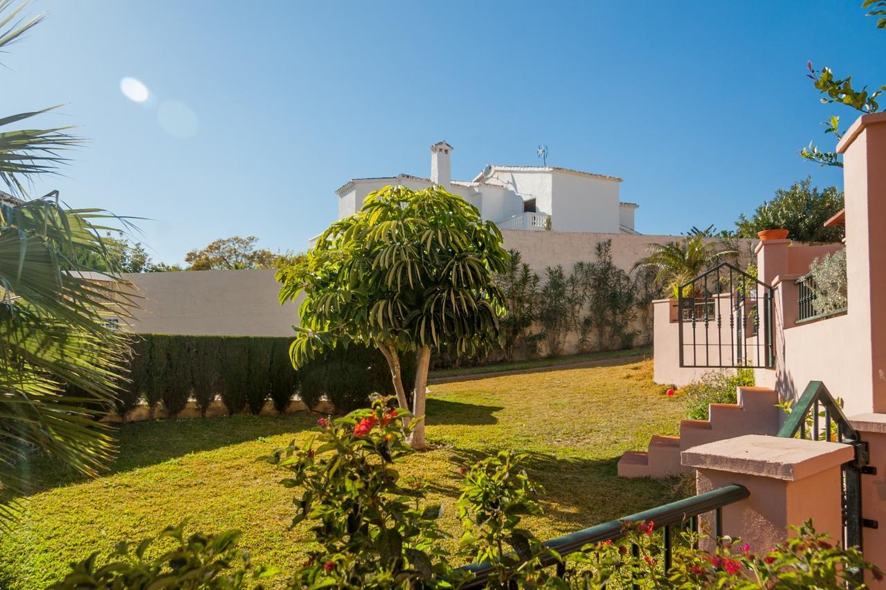 Cipreses House Nerja Villa Exterior photo