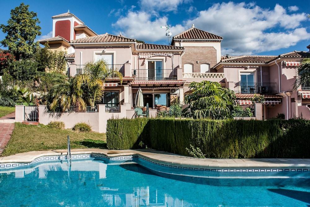 Cipreses House Nerja Villa Exterior photo